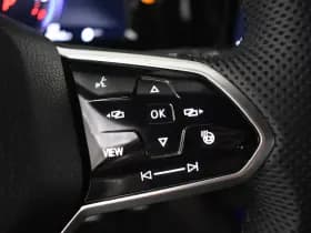 Volkswagen Golf thumbnail 14