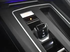Volkswagen Golf thumbnail 21