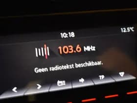 Volkswagen Up! thumbnail 14
