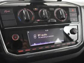 Volkswagen Up! thumbnail 12