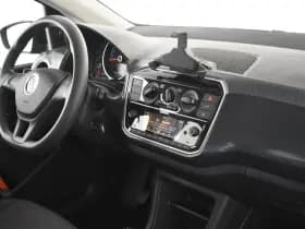 Volkswagen Up! thumbnail 5