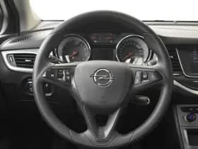 Opel Astra Sports Tourer thumbnail 11