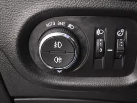 Opel Astra Sports Tourer thumbnail 16