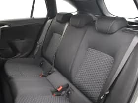 Opel Astra Sports Tourer thumbnail 8