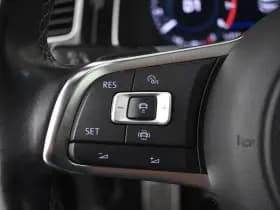 Volkswagen Golf thumbnail 13