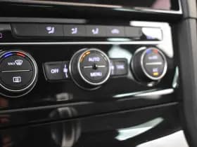 Volkswagen Golf thumbnail 19