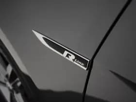 Volkswagen Golf thumbnail 24