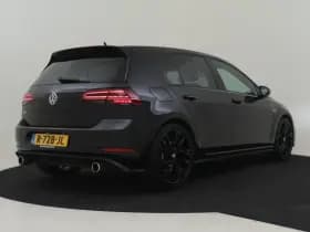 Volkswagen Golf thumbnail 2