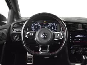 Volkswagen Golf thumbnail 13
