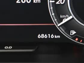 Volkswagen Golf thumbnail 16