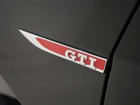 Volkswagen Golf thumbnail 22