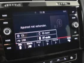 Volkswagen Golf thumbnail 10