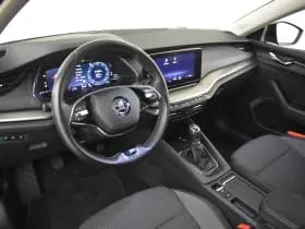 Škoda Octavia thumbnail 4