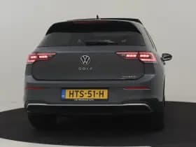 Volkswagen Golf thumbnail 30