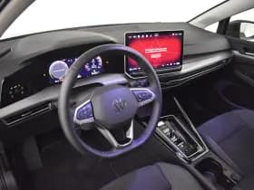 Volkswagen Golf thumbnail 4