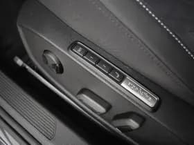 Volkswagen Golf thumbnail 8