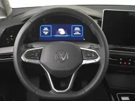 Volkswagen Golf thumbnail 10
