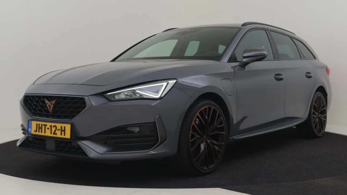 CUPRA Leon Sportstourer — foto 1