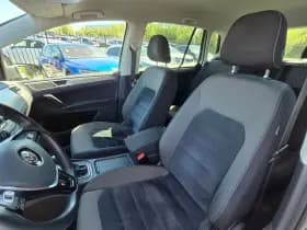 Volkswagen Golf thumbnail 3