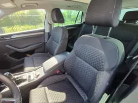 Škoda Superb thumbnail 3