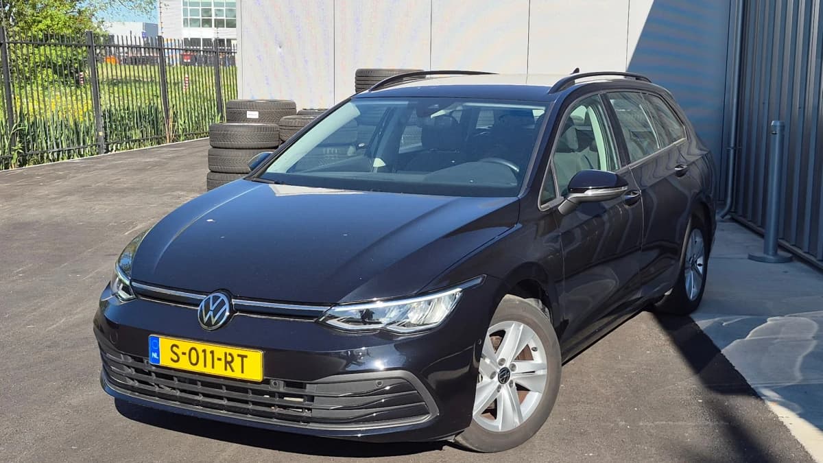 Volkswagen Golf — foto 1