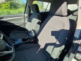 Volkswagen Golf thumbnail 3