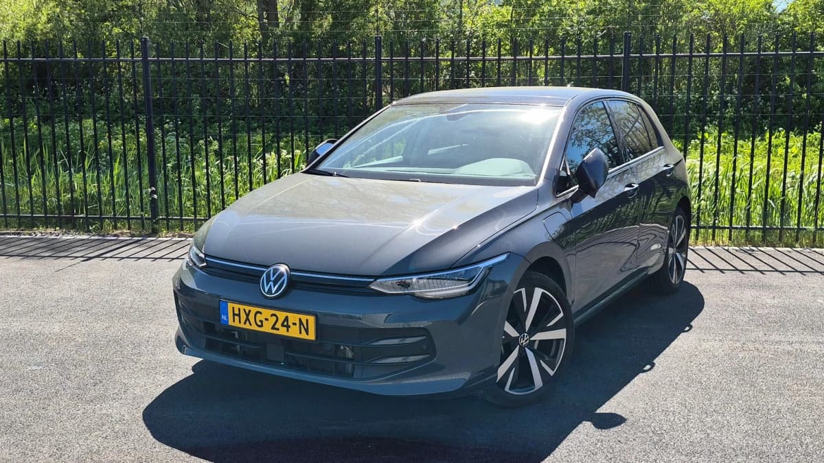 Volkswagen Golf — foto 1