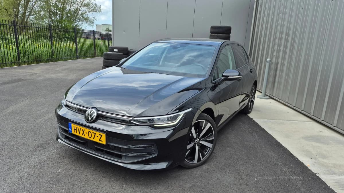 Volkswagen Golf — foto 1