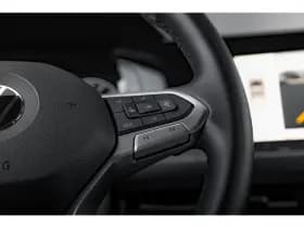 Volkswagen Golf thumbnail 17