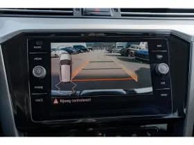 Volkswagen Passat thumbnail 24