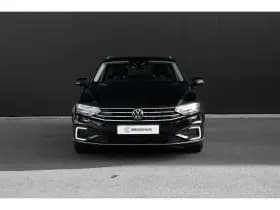 Volkswagen Passat thumbnail 6
