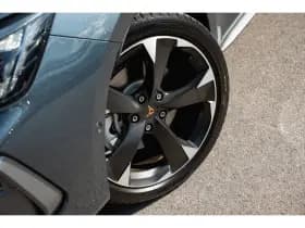 CUPRA Leon Sportstourer thumbnail 5