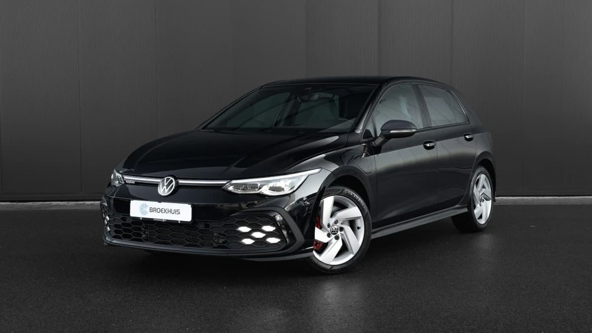Volkswagen Golf — foto 1