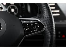 Volkswagen Golf thumbnail 11