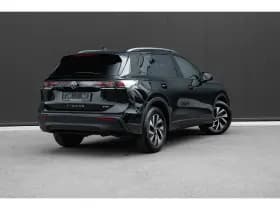Volkswagen Tiguan thumbnail 2