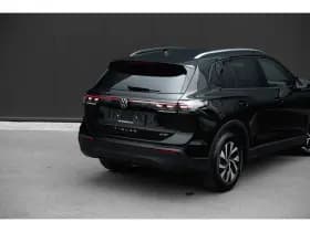 Volkswagen Tiguan thumbnail 8