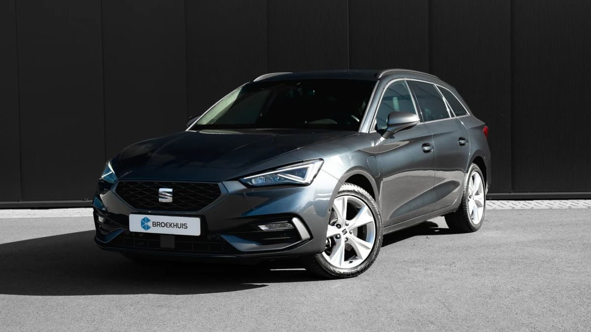 SEAT Leon Sportstourer — foto 1