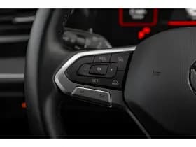 Volkswagen Passat thumbnail 15
