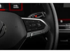 Volkswagen Passat thumbnail 16