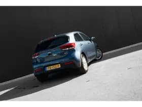 Kia Rio thumbnail 8