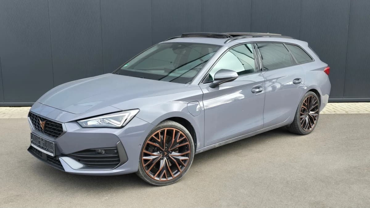 CUPRA Leon Sportstourer — foto 1