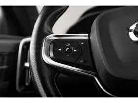 Volvo XC40 thumbnail 15