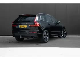 Volvo XC60 thumbnail 2
