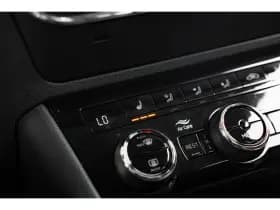 Škoda Superb thumbnail 18