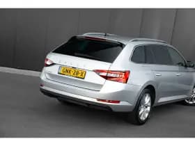 Škoda Superb thumbnail 7