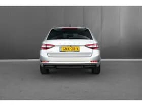 Škoda Superb thumbnail 8