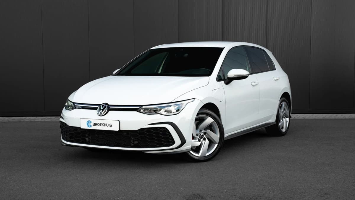 Volkswagen Golf — foto 1