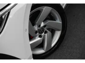 Volkswagen Golf thumbnail 5