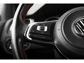 Volkswagen Golf thumbnail 18