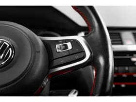Volkswagen Golf thumbnail 19
